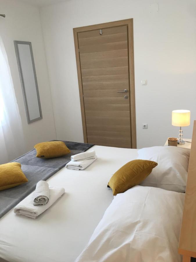 Kairos Leilighet Trogir Eksteriør bilde